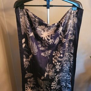 NWOT Lulla Collection Reversible Black and Tan Floral Scarf